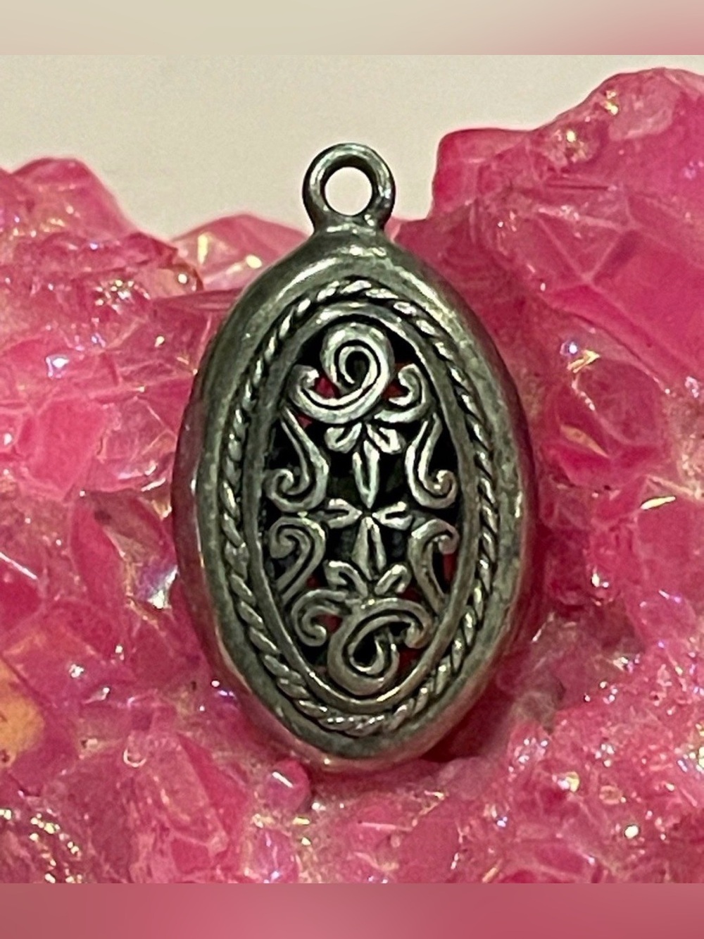 Vintage Small Sterling Silver Ornate Cut Out Pendant #7224